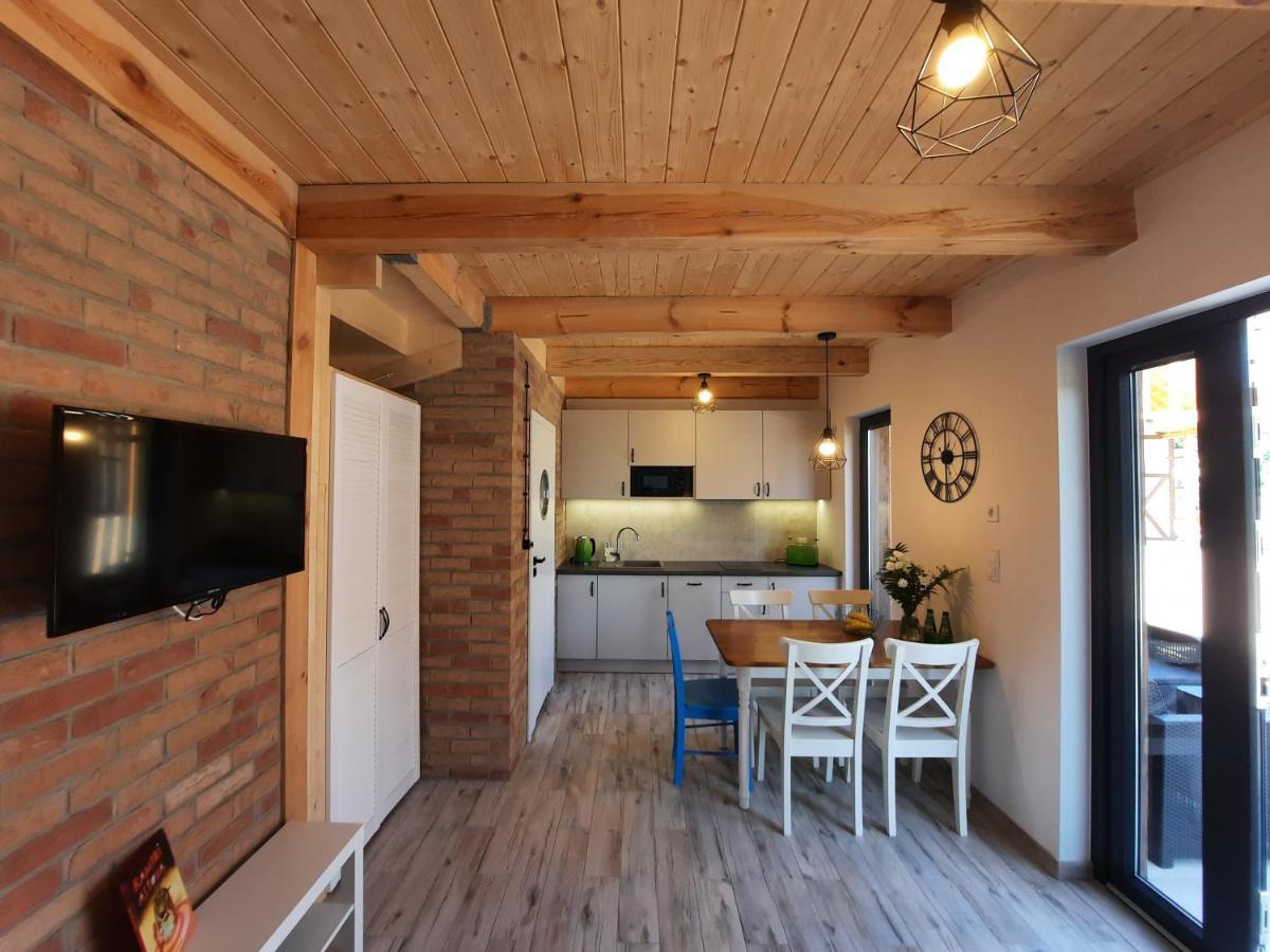 Patyki Kamyki Apartamento Ustka Exterior foto