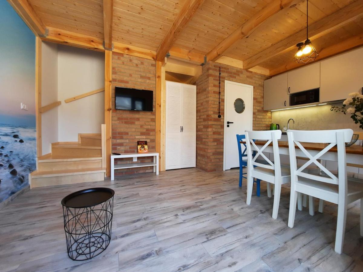 Patyki Kamyki Apartamento Ustka Exterior foto