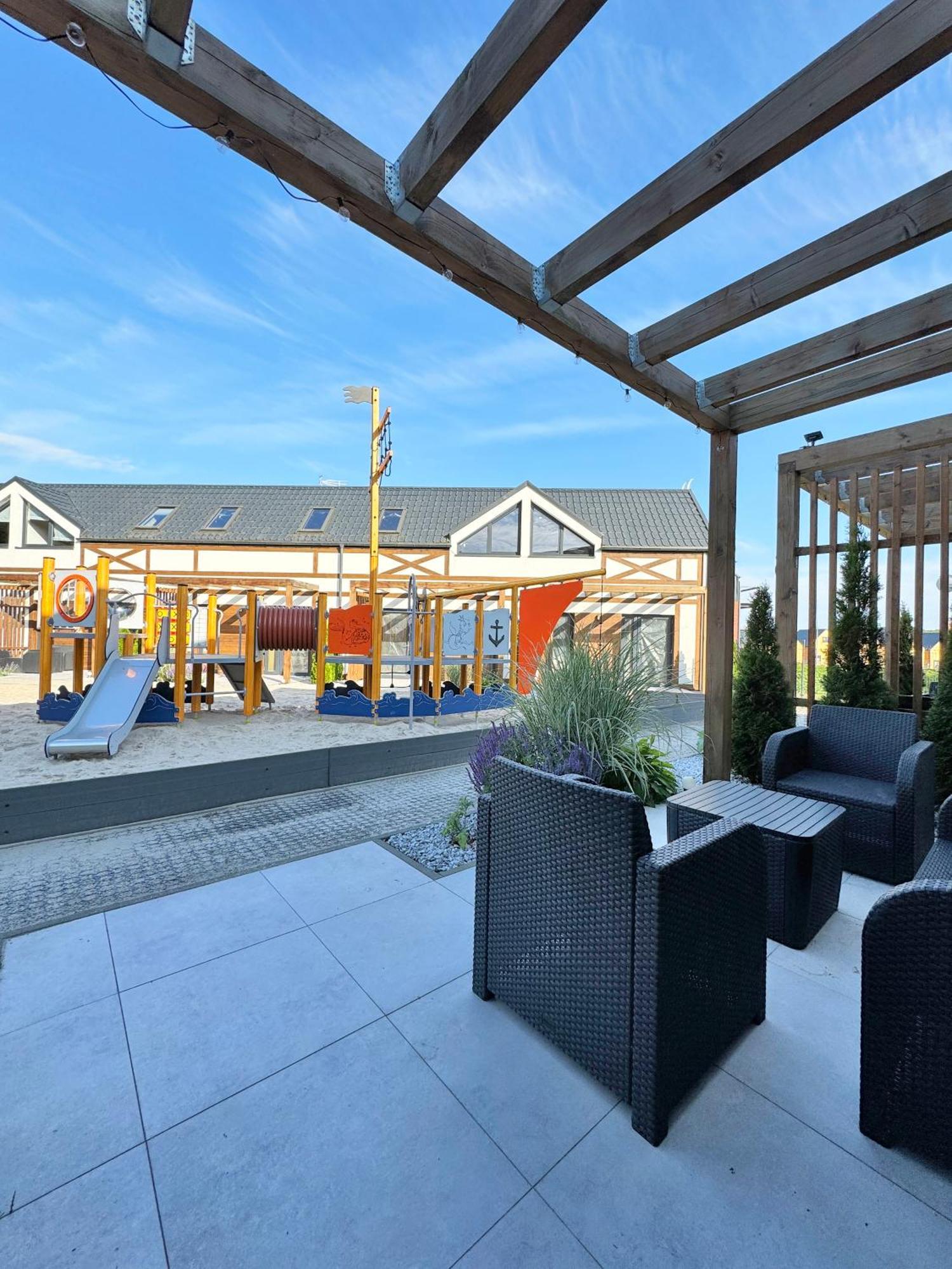 Patyki Kamyki Apartamento Ustka Exterior foto
